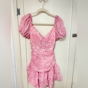 pink floral dress selfie leslie